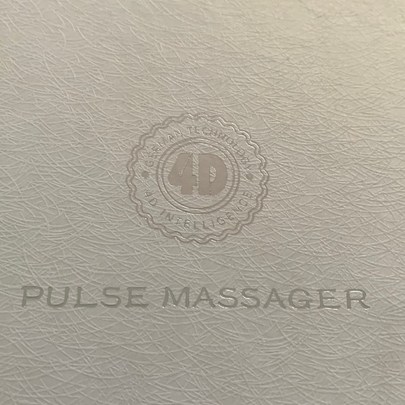 Electric micro-current face toner-NIB - Picture 2 of 10